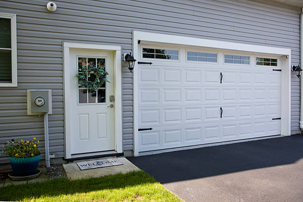 24/7 Emergency Garage Door Panel Replacement experts in Carthage, NC